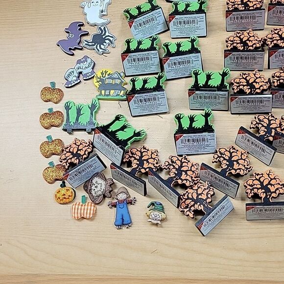 Halloween miniature wooden decorations 60+ items - Picture 7 of 8